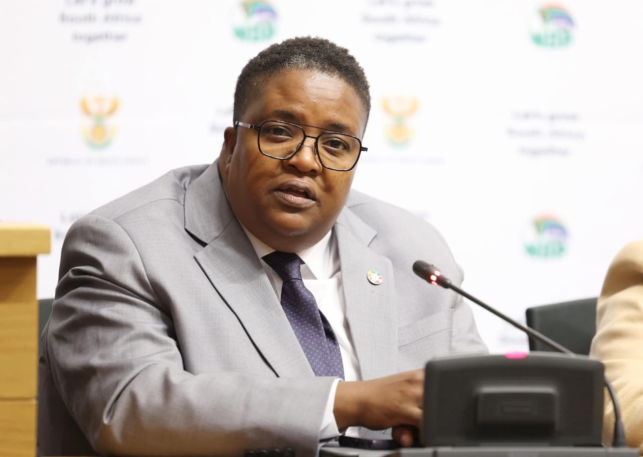 Mmapaseka Steve Letsike 